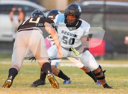 Thumbnail 3 in Seguin @ Cleburne photogallery.