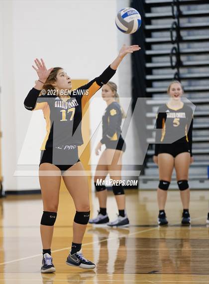 Thumbnail 2 in Harris County vs Veterans (Southside Classic) photogallery.