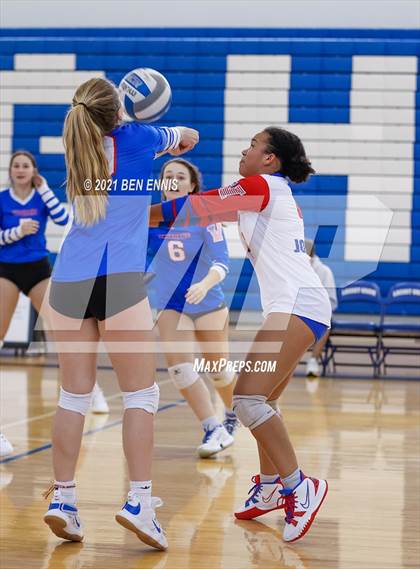 Thumbnail 3 in Harris County vs Veterans (Southside Classic) photogallery.