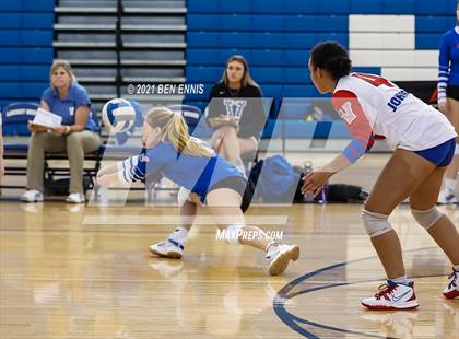 Thumbnail 1 in Harris County vs Veterans (Southside Classic) photogallery.