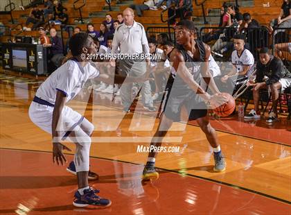 Thumbnail 2 in Humble vs Richardson (McDonald's Texas Invitational) photogallery.