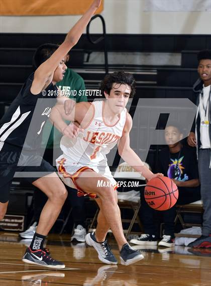 Thumbnail 1 in Leadership vs. Jesuit (Mel Good Holiday Classic) photogallery.