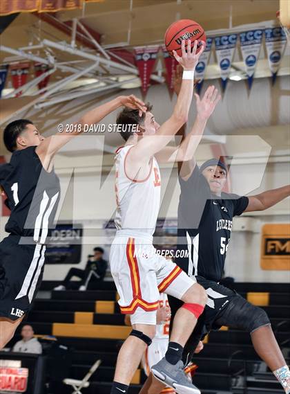 Thumbnail 2 in Leadership vs. Jesuit (Mel Good Holiday Classic) photogallery.
