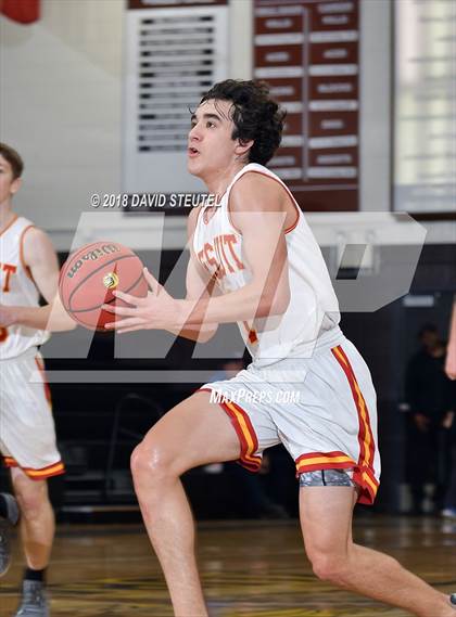Thumbnail 3 in Leadership vs. Jesuit (Mel Good Holiday Classic) photogallery.