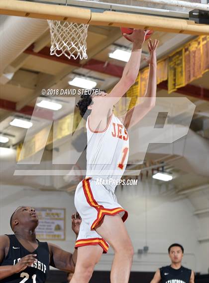 Thumbnail 2 in Leadership vs. Jesuit (Mel Good Holiday Classic) photogallery.