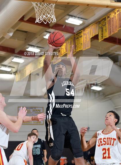 Thumbnail 2 in Leadership vs. Jesuit (Mel Good Holiday Classic) photogallery.