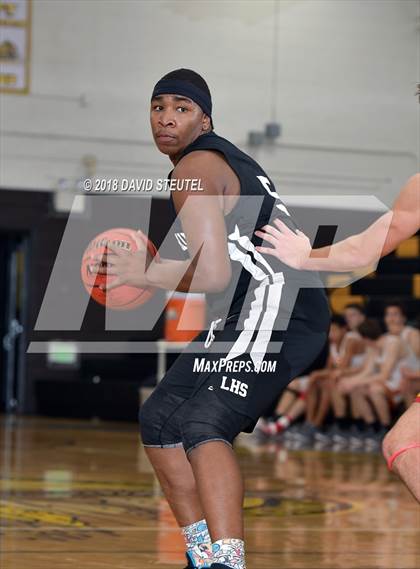 Thumbnail 3 in Leadership vs. Jesuit (Mel Good Holiday Classic) photogallery.