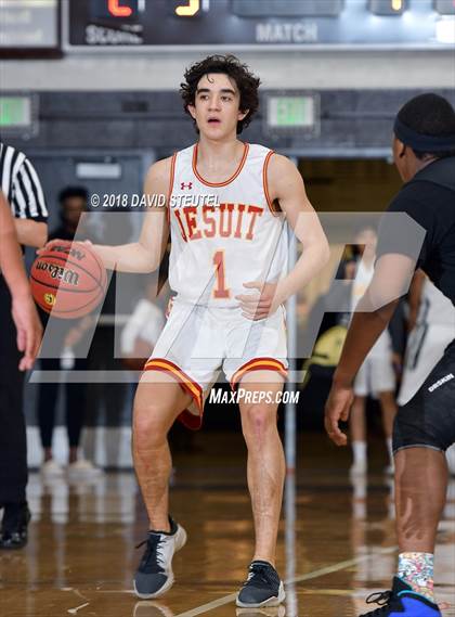 Thumbnail 1 in Leadership vs. Jesuit (Mel Good Holiday Classic) photogallery.