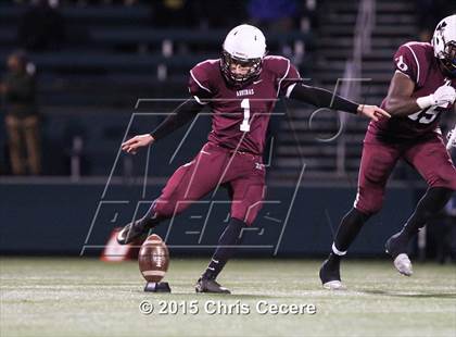 Thumbnail 2 in Rush-Henrietta vs. Aquinas Institute (Section 5 Class AA Final) photogallery.