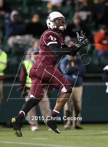 Thumbnail 1 in Rush-Henrietta vs. Aquinas Institute (Section 5 Class AA Final) photogallery.