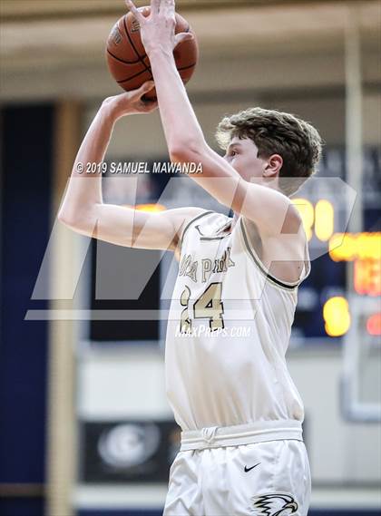 Thumbnail 1 in Fairfax vs Oak Park (Rose City Roundball Classic) photogallery.