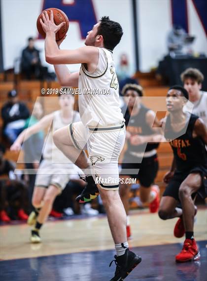 Thumbnail 1 in Fairfax vs Oak Park (Rose City Roundball Classic) photogallery.