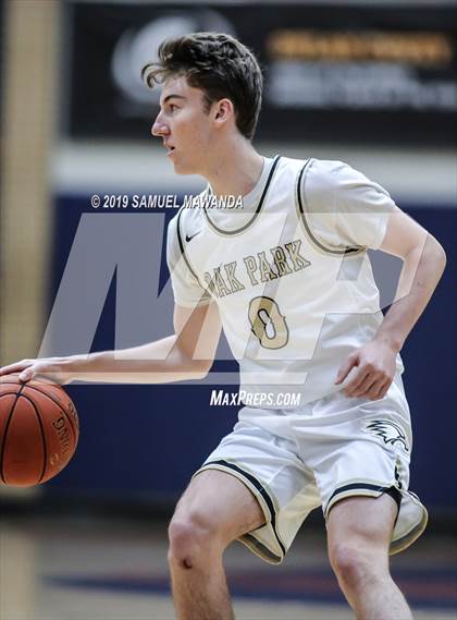 Thumbnail 1 in Fairfax vs Oak Park (Rose City Roundball Classic) photogallery.