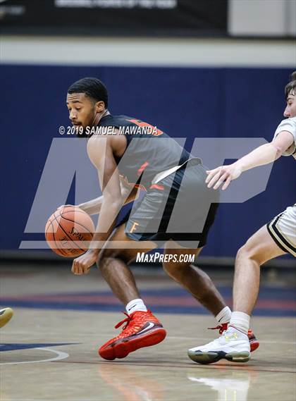 Thumbnail 1 in Fairfax vs Oak Park (Rose City Roundball Classic) photogallery.