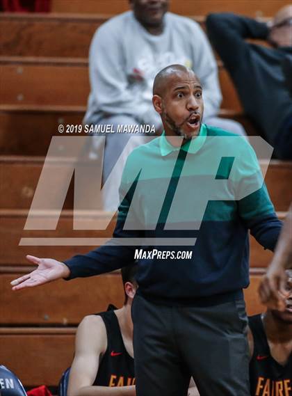 Thumbnail 1 in Fairfax vs Oak Park (Rose City Roundball Classic) photogallery.