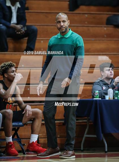 Thumbnail 1 in Fairfax vs Oak Park (Rose City Roundball Classic) photogallery.