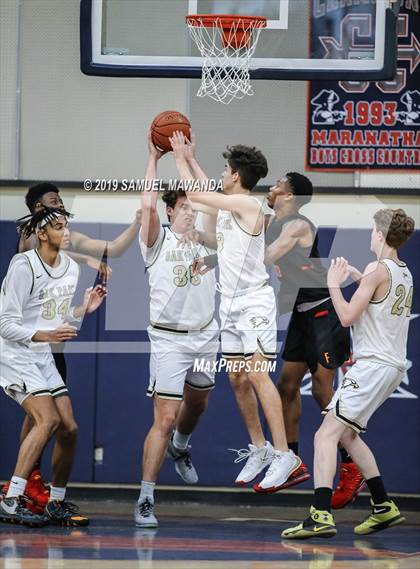 Thumbnail 1 in Fairfax vs Oak Park (Rose City Roundball Classic) photogallery.