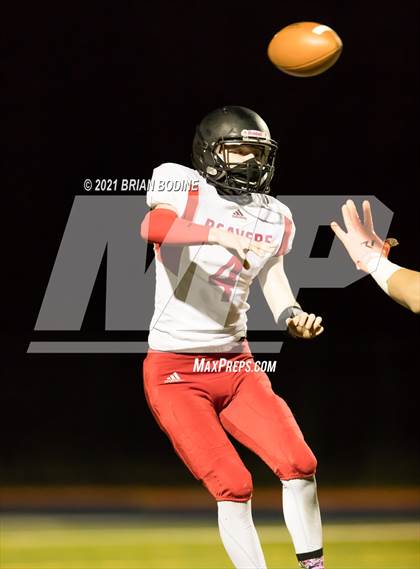 Thumbnail 2 in Ballard @ Eastside Catholic photogallery.