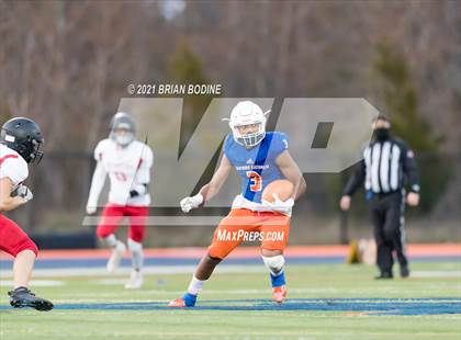 Thumbnail 2 in Ballard @ Eastside Catholic photogallery.