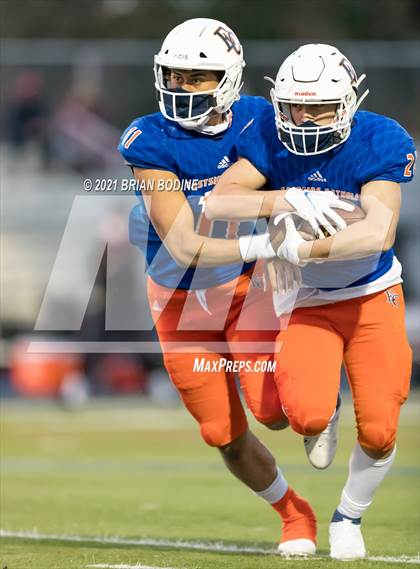 Thumbnail 2 in Ballard @ Eastside Catholic photogallery.