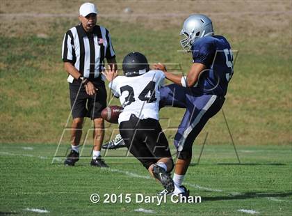 Thumbnail 2 in Gabrielino @ Rio Hondo Prep photogallery.
