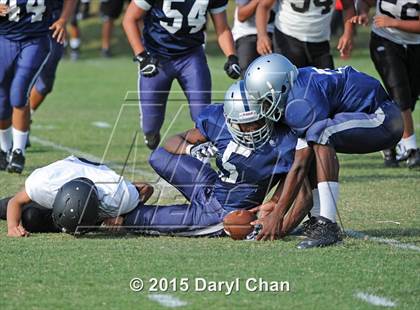 Thumbnail 2 in Gabrielino @ Rio Hondo Prep photogallery.
