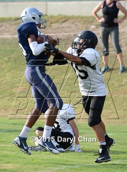 Thumbnail 2 in Gabrielino @ Rio Hondo Prep photogallery.