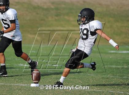 Thumbnail 3 in Gabrielino @ Rio Hondo Prep photogallery.