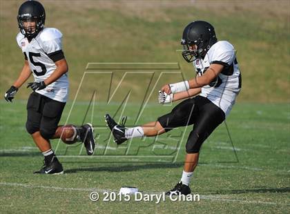 Thumbnail 1 in Gabrielino @ Rio Hondo Prep photogallery.