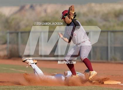 Thumbnail 3 in Mountain View vs Virgin Valley (Cactus Classic Tournament Championship) photogallery.