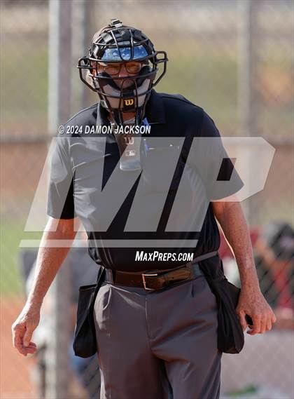 Thumbnail 3 in Mountain View vs Virgin Valley (Cactus Classic Tournament Championship) photogallery.