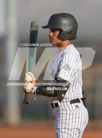 Thumbnail 1 in Mountain View vs Virgin Valley (Cactus Classic Tournament Championship) photogallery.