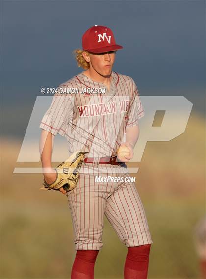 Thumbnail 2 in Mountain View vs Virgin Valley (Cactus Classic Tournament Championship) photogallery.