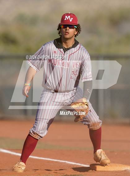 Thumbnail 2 in Mountain View vs Virgin Valley (Cactus Classic Tournament Championship) photogallery.