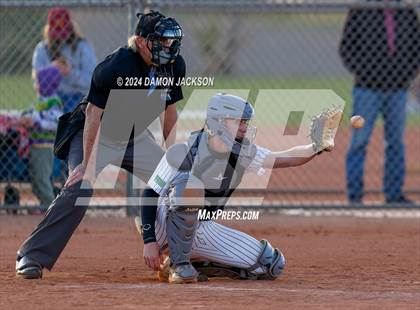 Thumbnail 2 in Mountain View vs Virgin Valley (Cactus Classic Tournament Championship) photogallery.