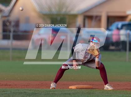 Thumbnail 3 in Mountain View vs Virgin Valley (Cactus Classic Tournament Championship) photogallery.