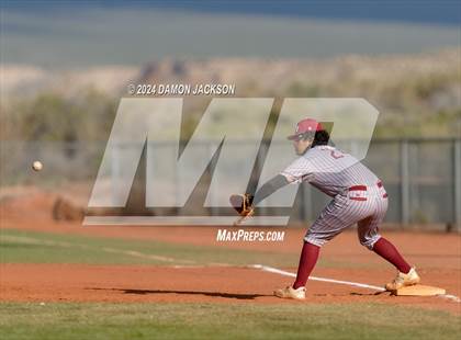 Thumbnail 3 in Mountain View vs Virgin Valley (Cactus Classic Tournament Championship) photogallery.
