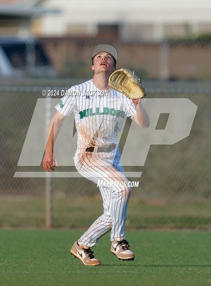 Thumbnail 2 in Mountain View vs Virgin Valley (Cactus Classic Tournament Championship) photogallery.