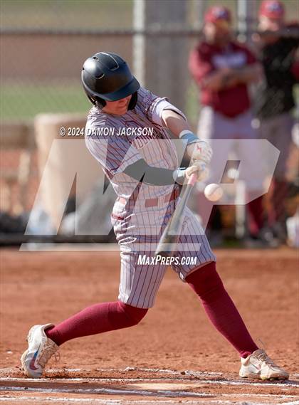 Thumbnail 2 in Mountain View vs Virgin Valley (Cactus Classic Tournament Championship) photogallery.