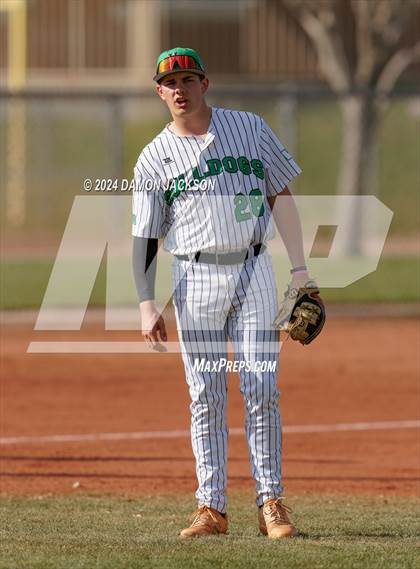 Thumbnail 3 in Mountain View vs Virgin Valley (Cactus Classic Tournament Championship) photogallery.