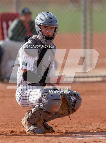 Thumbnail 2 in Mountain View vs Virgin Valley (Cactus Classic Tournament Championship) photogallery.