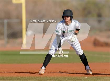 Thumbnail 2 in Mountain View vs Virgin Valley (Cactus Classic Tournament Championship) photogallery.