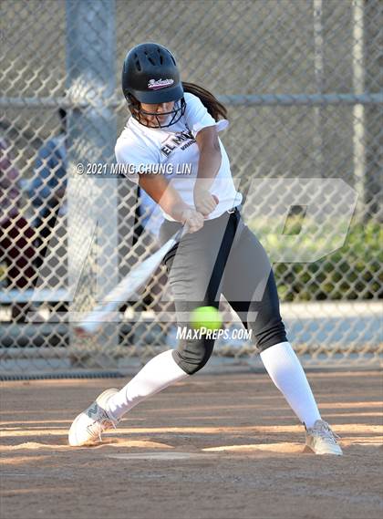 Thumbnail 2 in El Modena @ Huntington Beach photogallery.