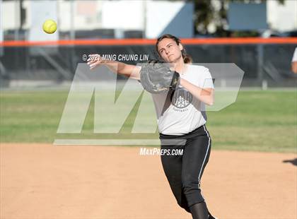 Thumbnail 1 in El Modena @ Huntington Beach photogallery.