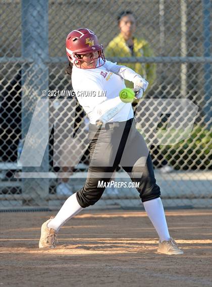 Thumbnail 1 in El Modena @ Huntington Beach photogallery.