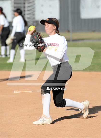 Thumbnail 2 in El Modena @ Huntington Beach photogallery.
