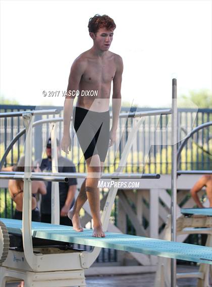 Thumbnail 2 in Verrado vs Corona Del Sol Boys photogallery.