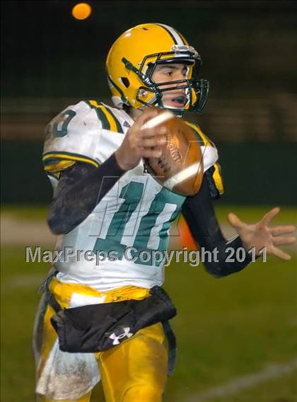 Thumbnail 1 in Hamden @ Xavier photogallery.