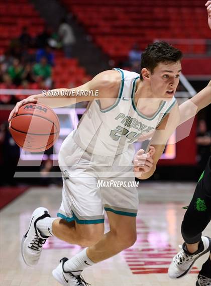 Thumbnail 3 in Provo vs. Farmington (UHSAA 5A Quarterfinal) photogallery.