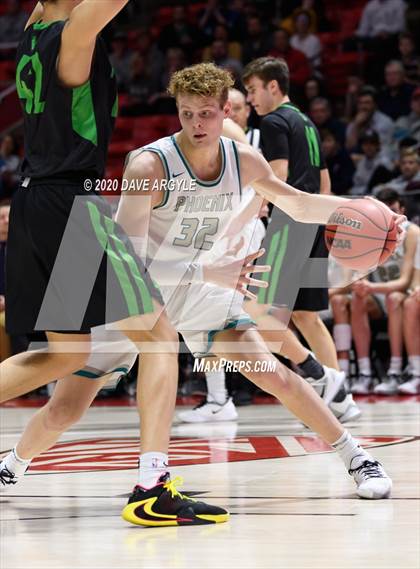 Thumbnail 3 in Provo vs. Farmington (UHSAA 5A Quarterfinal) photogallery.